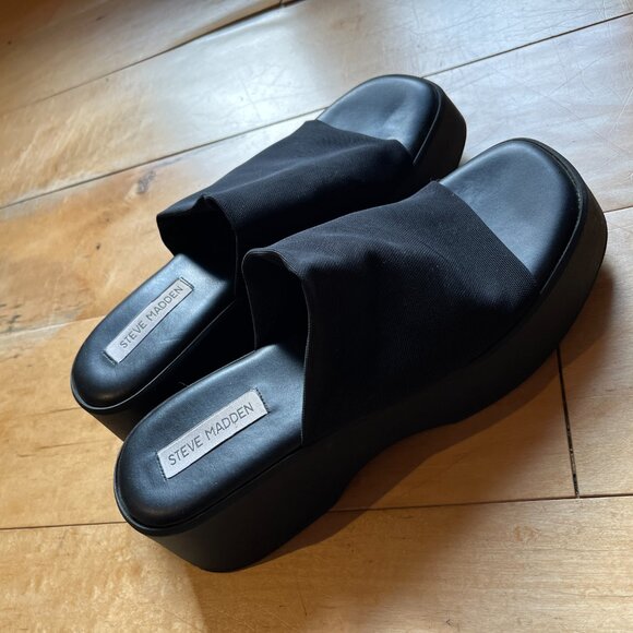 Steve Madden Slinky30 Black Slide Sandals Size 40 - Picture 9 of 9